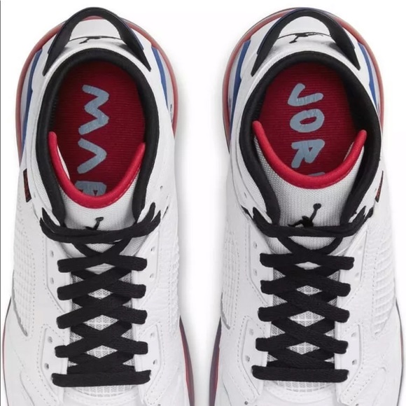 Jordan Mars 270 White Men's (CD7070-104) Size 13 - Picture 2 of 8